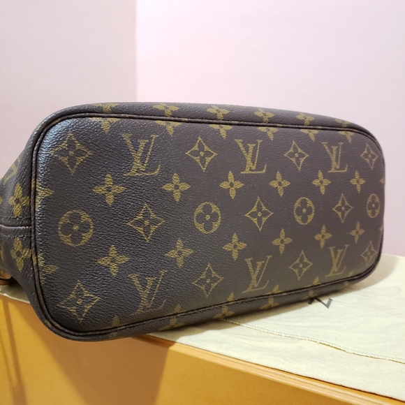 8️⃣9️⃣0️⃣Authentic LV Neverfull pm monogram - Picture 10 of 14